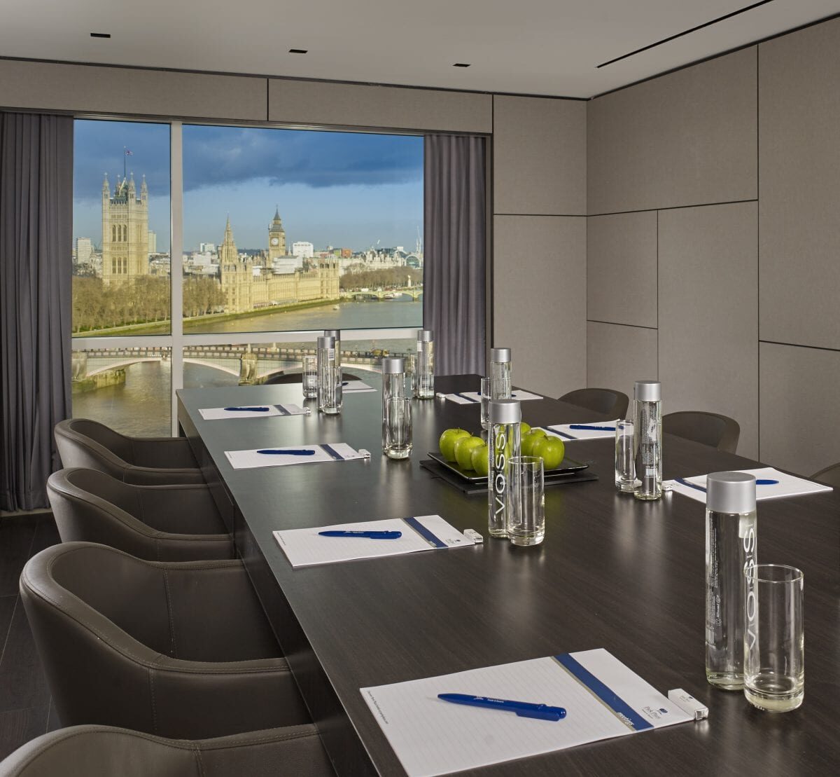 Boardroom with panoramic views at Park Plaza London Riverbank